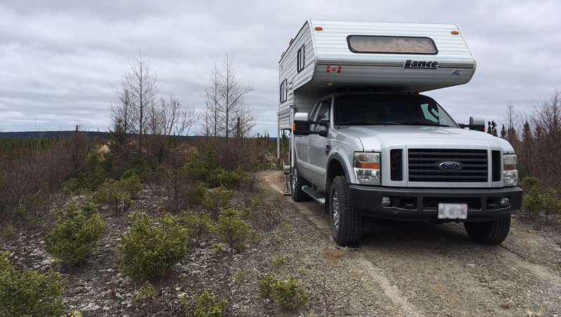 Ford F250 Short Box Diesel Lance Lite 815