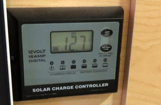 Four-Wheel-2015-Solar-with-Digital-Controller