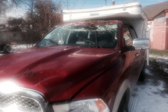 camper-saved-life-smashed-windshield