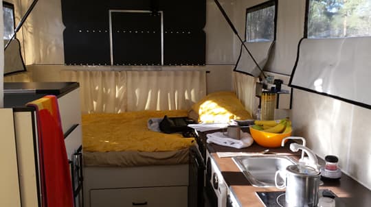 fuso-fwc-bed-kitchen