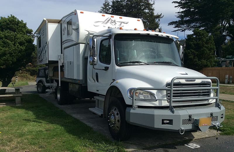 Freightliner with Arctic Fox 1150