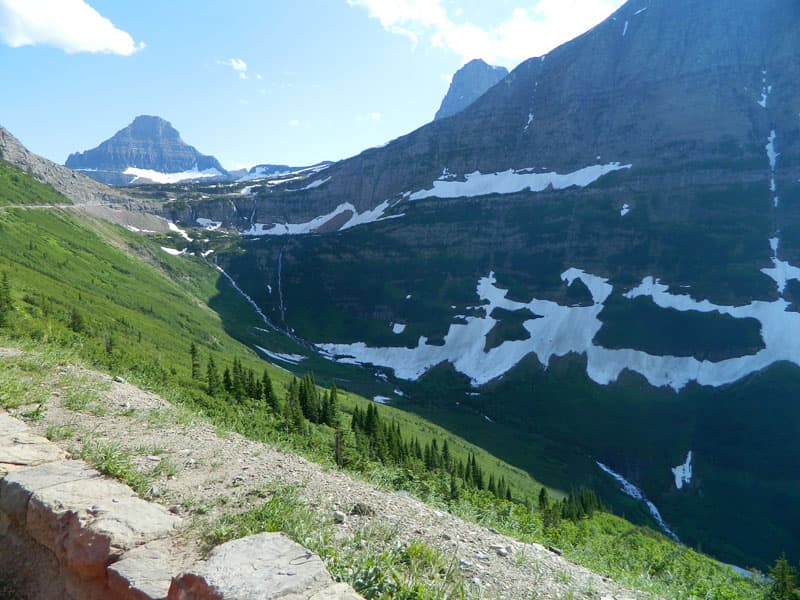 Going to the Sun Road side pull-off