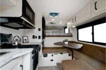 HS 600 Interior Thumbnail