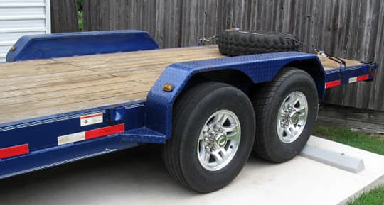 gooseneck-trailer-upgraded-tires