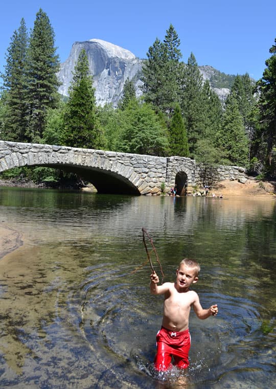 pop-up-camper-family-yosemite-national-park