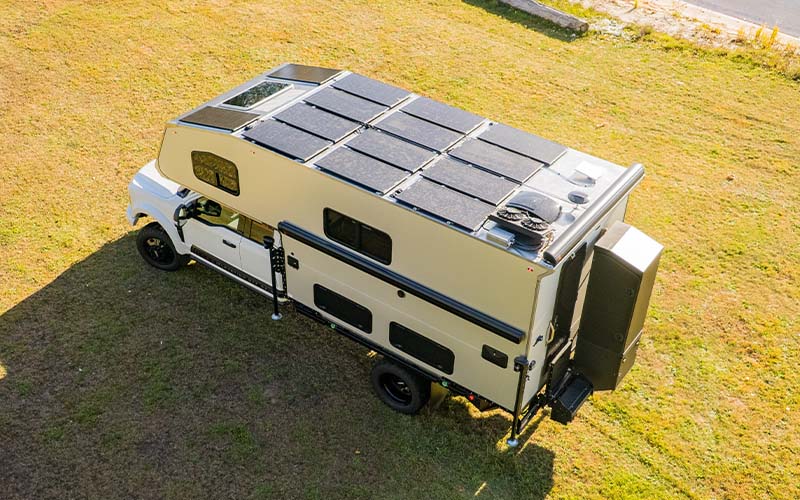 Kingstar KRUZR 12 Series Solar Panels On Roof
