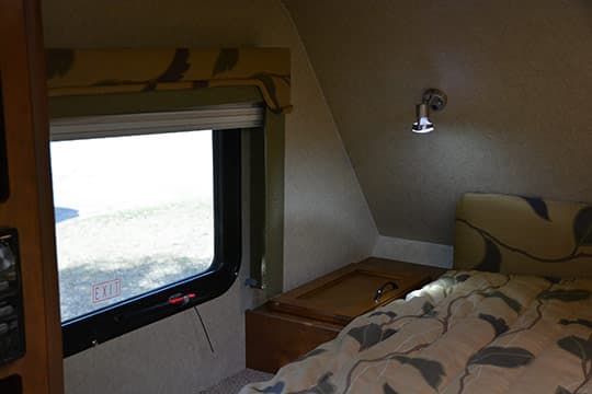 Lance1052-INT-BIG-CaboverDriverBedside