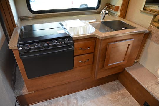Lance1052-INT-BIG-LowerKitchen