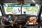 Peterbilt-camper-truck-inside-1