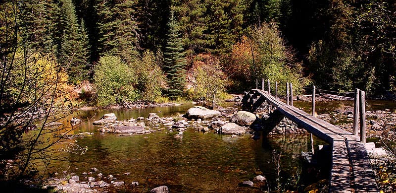 Bridge on the Lower Quartz Lake Trail