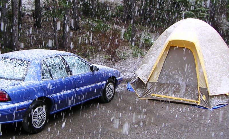 Tenting camping in the snow