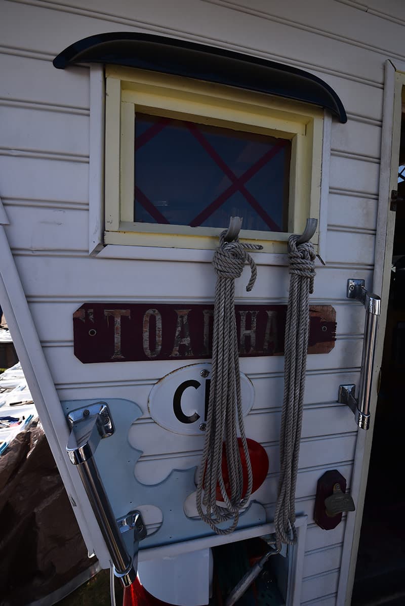 Exterior Camper detail