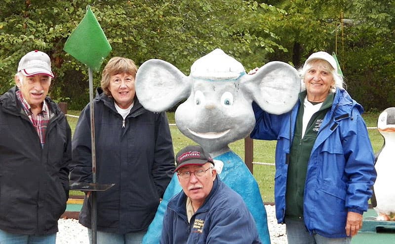 Miniature Golf players at Gettysburg Campground