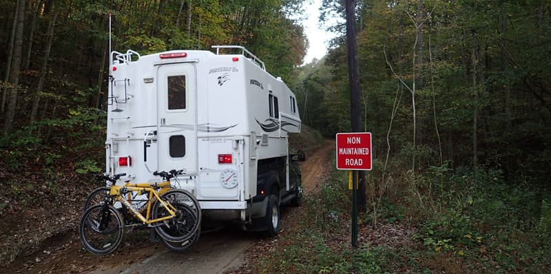 Non Maintained Road Truck Camper