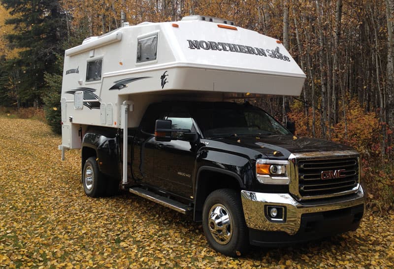 GMC 3500 and Northern Lite 10-2EX