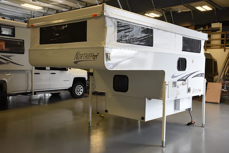 2017 650SC - Truck Camper Magazine