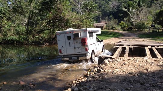 carpe-viam-River-crossing-near-Barton-Creek-Belize