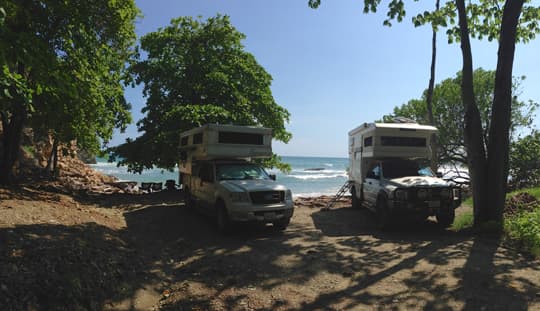 carpe-viam-costa-rica-friends-Playa-Hermosa-Nicoya-Peninsula