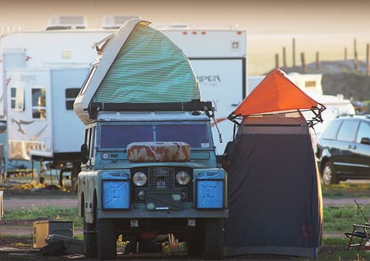 overland-expo-20-landrovertenttop