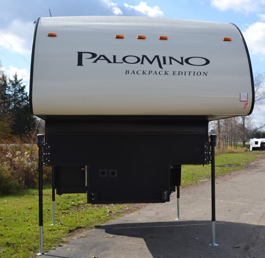 Palomino-HS-2911-exterior-1