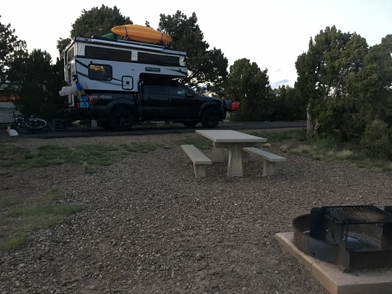 Palomino SS550 Camping And Relaxing