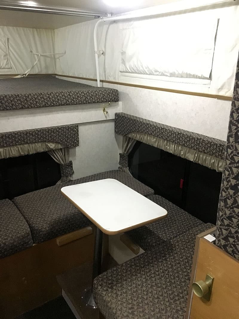 Phoenix Custom Camper dinette