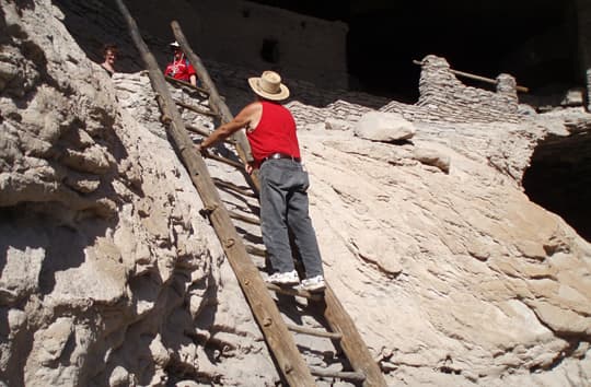 National-Park-20-Gila-Cliff-Dwellings-Silver-City-New-Mexico