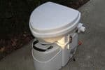 World-rig-compost-toilet-1