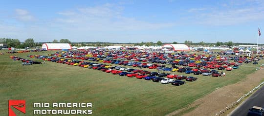 corvette-harley-Funfest-corvettes