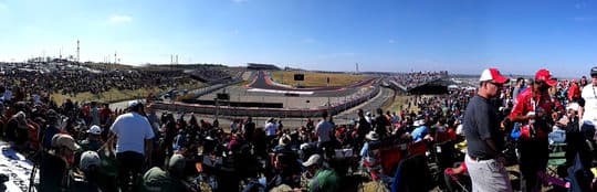 corvette-harley-racetrack-Austin-Texas-COTA