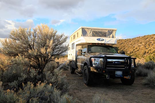 world-ready-rig-Bull-Lake-Creek-Rd-1Mile-OffUS287-Wyoming