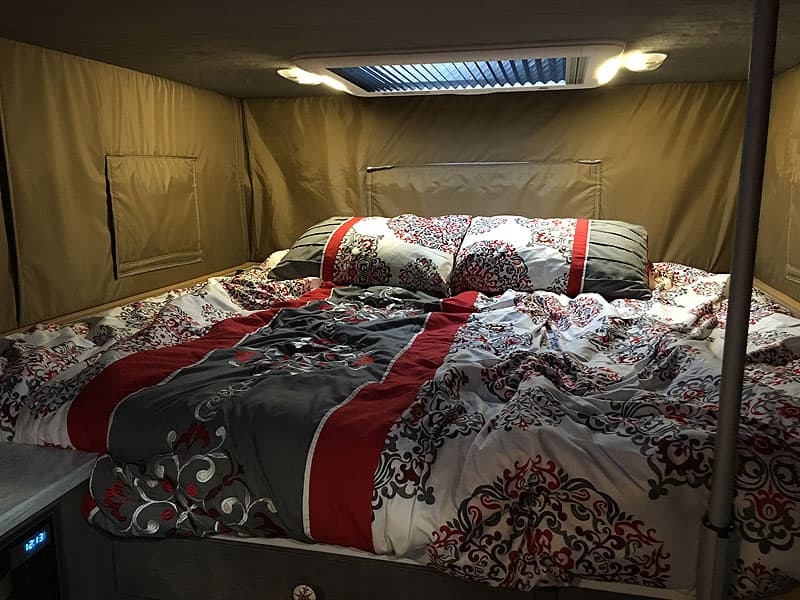 Phoenix-flatbed-Ford-Camper-bedroom