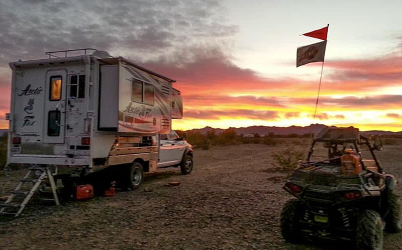 Quartzsite Camping Arctic Fox camper