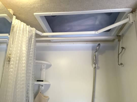 camper-bathroom-upgrade-don-4