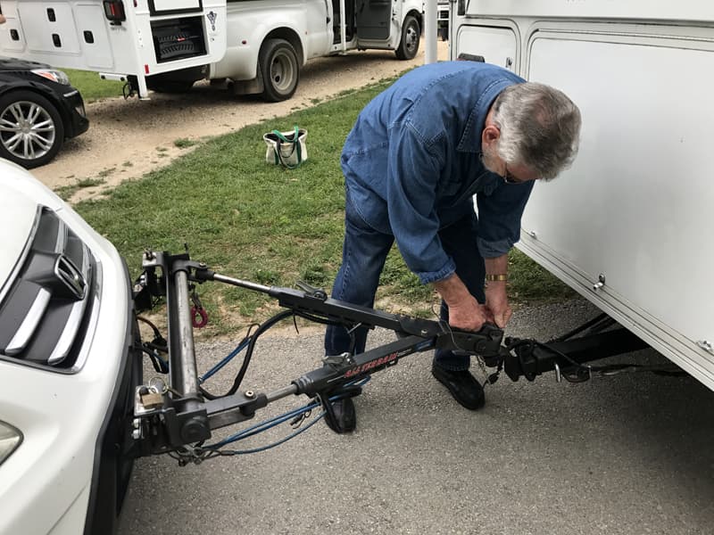 Roadmaster Stowmaster getting car hooked up