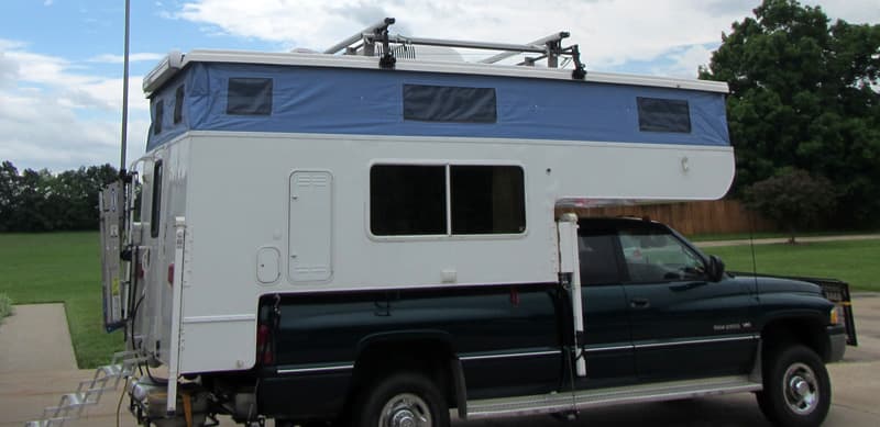 Running boards Outfitter Camper