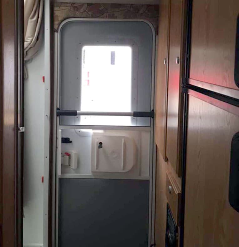 Screen door on Northstar Arrow U Camper