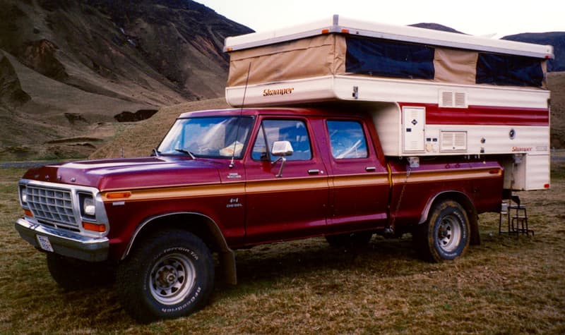 Skamper Camper With Ford Truck Iceland