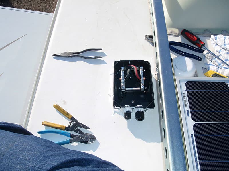 Combiner Box installation onto roof of truck camper