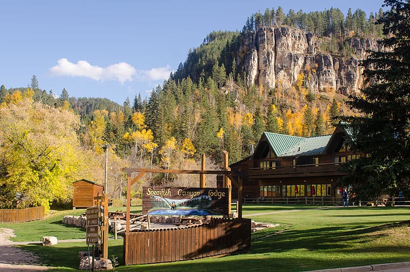 Spearfish Canyon Lodge, Montana