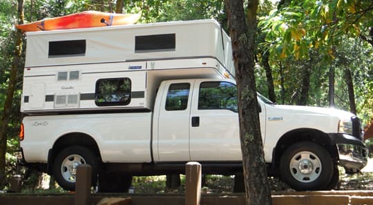 kayaks-four-wheel-camper-roof