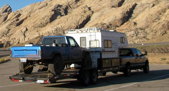 towed-camper-truck-crawley