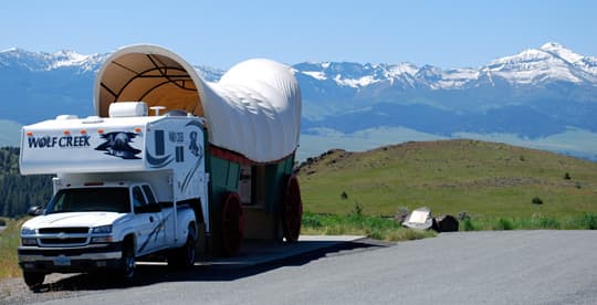 towed-covered-wagon