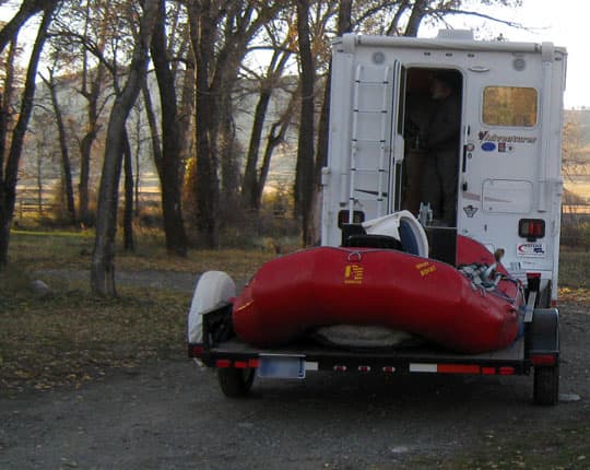 towing-white-water-raft-reed-point-float