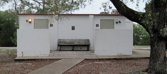 Florida-Panhandle-Fort-Pickens-bath-house-5