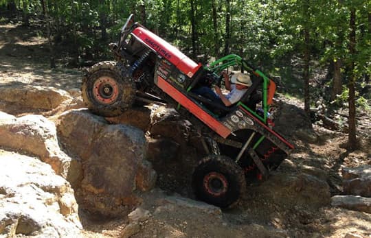 gooseneck-trailer-jeep-crawling