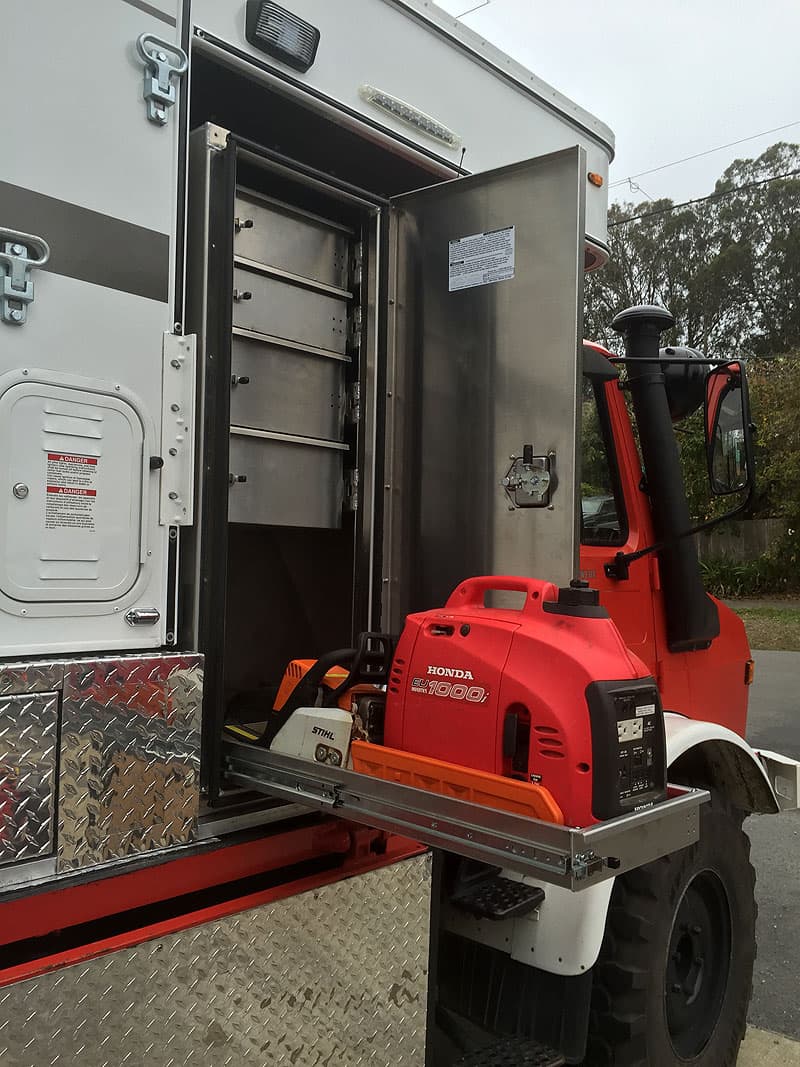 Generator and drawer storage on Unimog platform