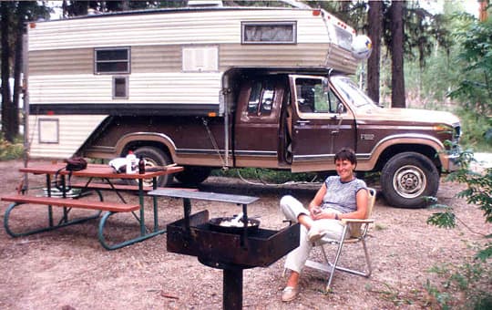 vintage-camper-johnson-2