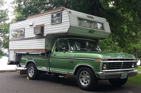 vintage-camper-loveless