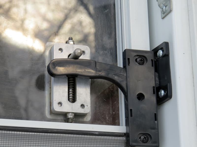 screen door handle modification